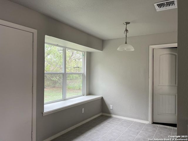 5111 Big Fawn, San Antonio, TX 78242