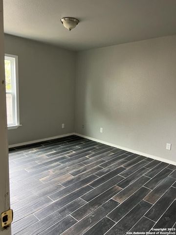 5111 Big Fawn, San Antonio, TX 78242