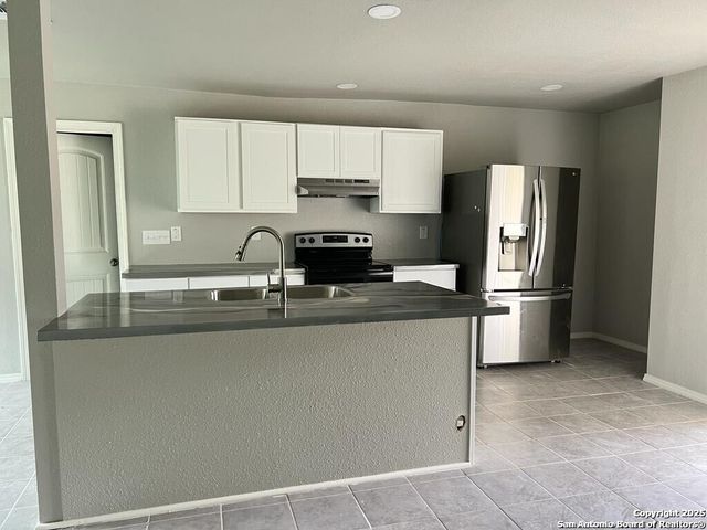 5111 Big Fawn, San Antonio, TX 78242