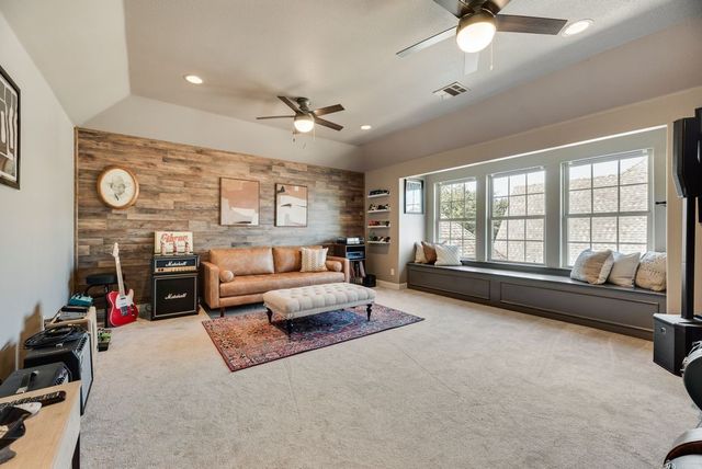 8308 Johns Way, North Richland Hills, TX 76182