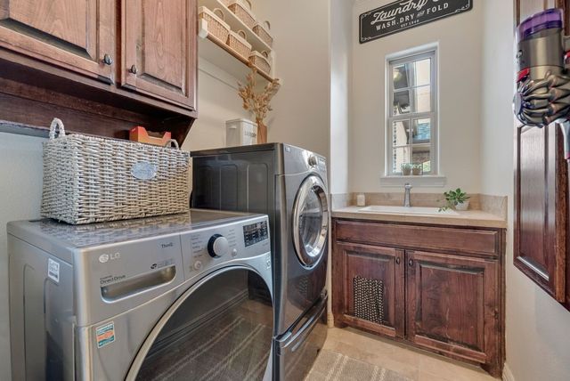 8308 Johns Way, North Richland Hills, TX 76182