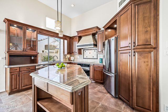 1113 E Hiddenview Drive, Ahwatukee, AZ 85048