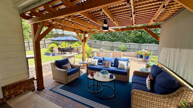 157 Fairway Circle, Macon, GA 31211