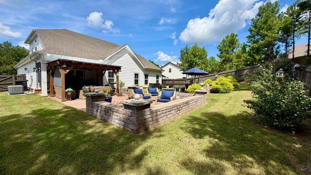 157 Fairway Circle, Macon, GA 31211