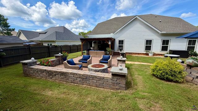 157 Fairway Circle, Macon, GA 31211