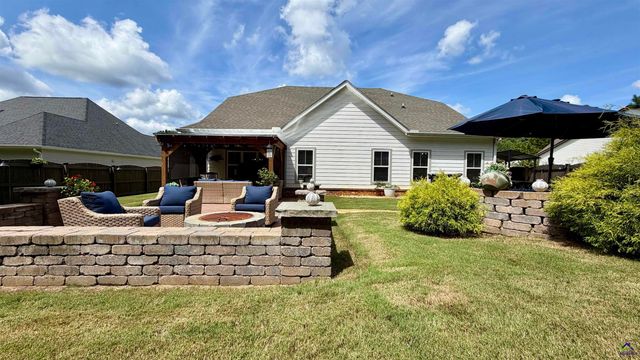 157 Fairway Circle, Macon, GA 31211