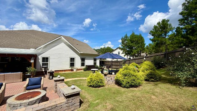 157 Fairway Circle, Macon, GA 31211