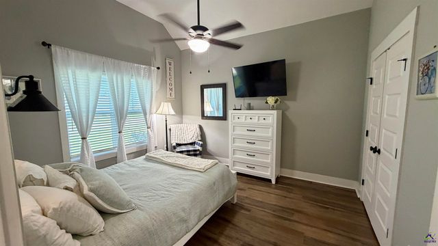 157 Fairway Circle, Macon, GA 31211