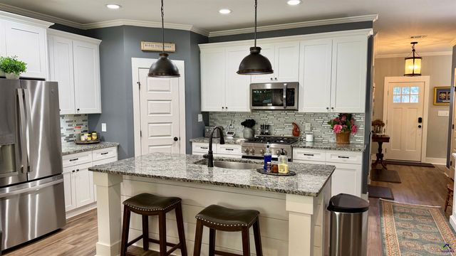 157 Fairway Circle, Macon, GA 31211