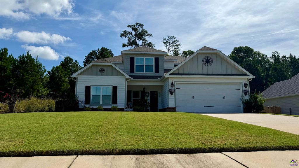 157 Fairway Circle, Macon, GA 31211