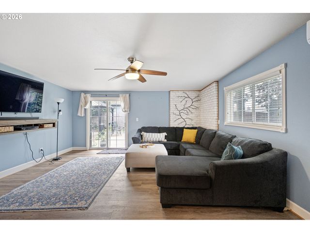 1810 MINDA Dr, Eugene, OR 97401