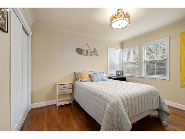 1810 MINDA Dr, Eugene, OR 97401