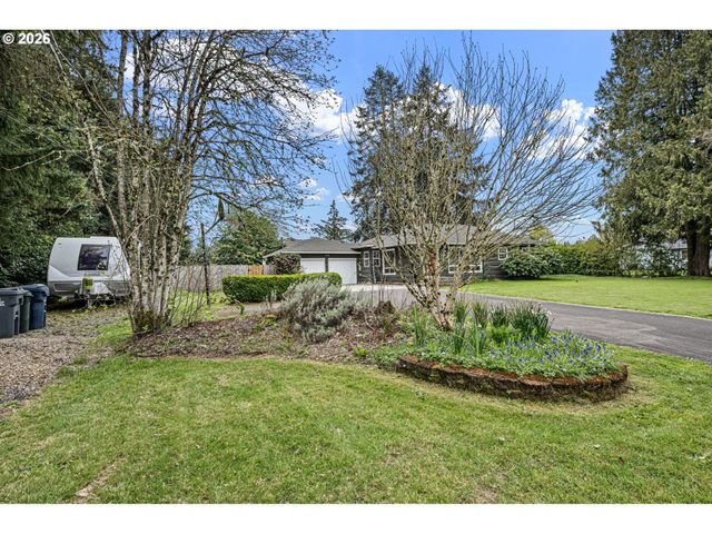 1810 MINDA Dr, Eugene, OR 97401