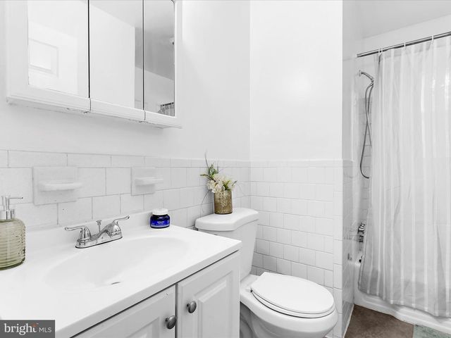 352 MAE RD, Glen Burnie, MD 21061