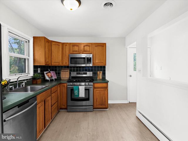 352 MAE RD, Glen Burnie, MD 21061