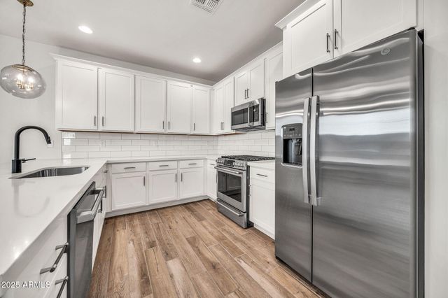 26209 N 19TH Lane, Phoenix, AZ 85085