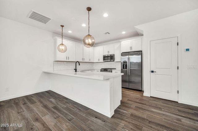 26209 N 19TH Lane, Phoenix, AZ 85085