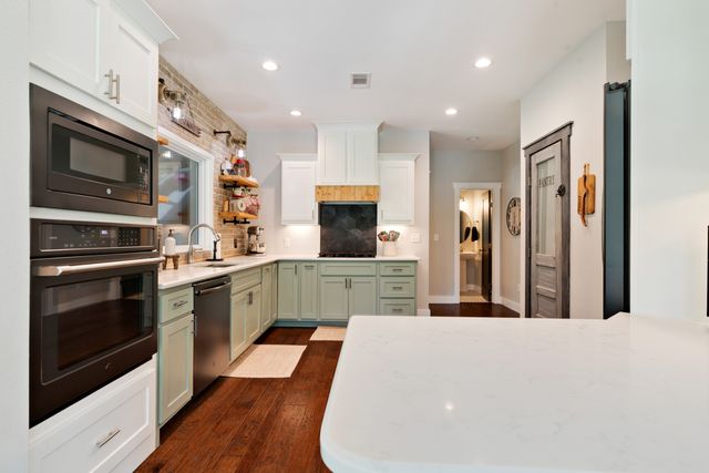 12234 Farm Road 195, Paris, TX 75462