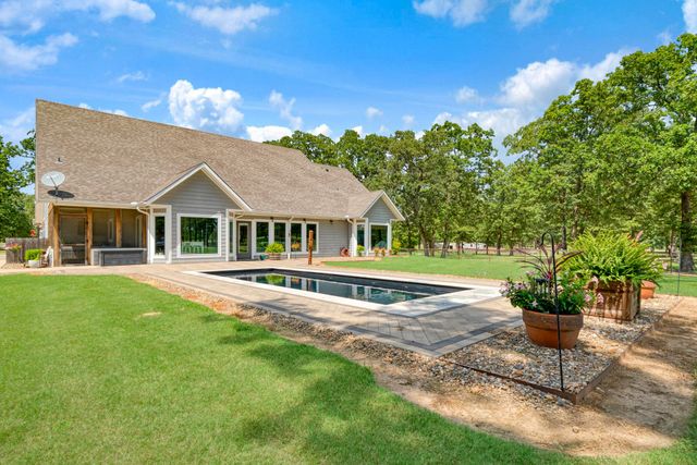 12234 Farm Road 195, Paris, TX 75462