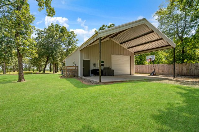 12234 Farm Road 195, Paris, TX 75462