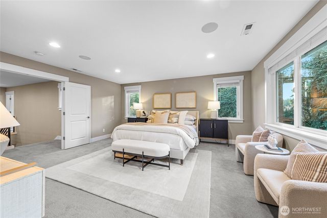 6501 124th Avenue NE, Kirkland, WA 98033