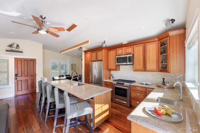 4920 Warm Springs Rd, Glen Ellen, CA 95442