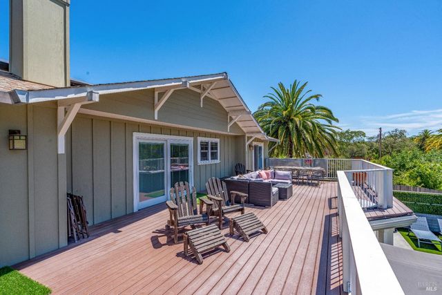 4920 Warm Springs Rd, Glen Ellen, CA 95442