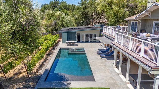 4920 Warm Springs Rd, Glen Ellen, CA 95442