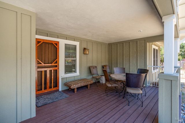 4920 Warm Springs Rd, Glen Ellen, CA 95442