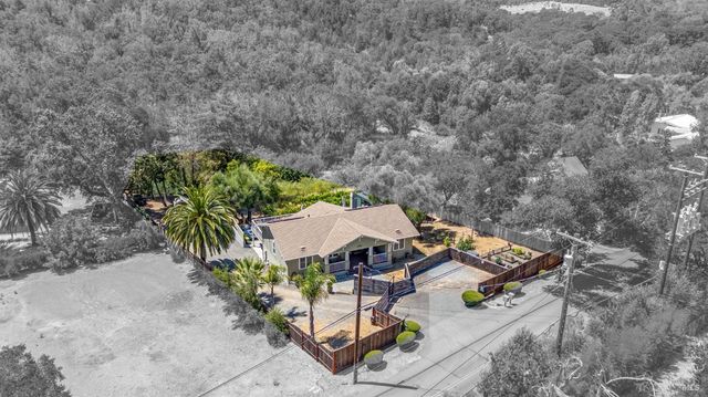 4920 Warm Springs Rd, Glen Ellen, CA 95442