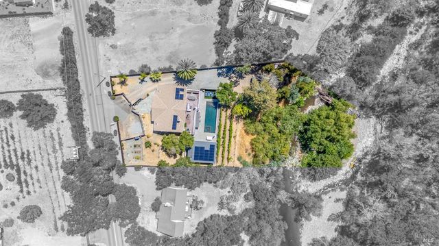 4920 Warm Springs Rd, Glen Ellen, CA 95442