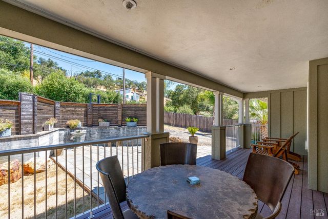 4920 Warm Springs Rd, Glen Ellen, CA 95442