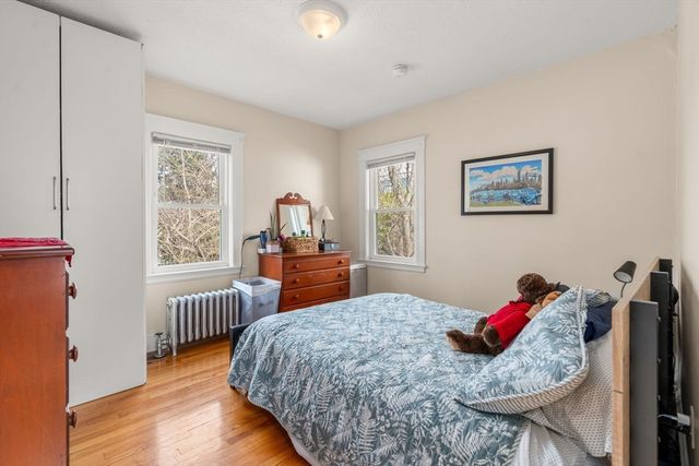 34 R Clyde, Somerville, MA 02145