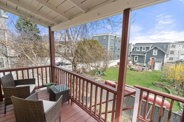 34 R Clyde, Somerville, MA 02145