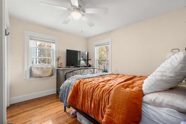 34 R Clyde, Somerville, MA 02145