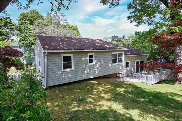 72 Hickory Hill Drive, Dobbs Ferry, NY 10522
