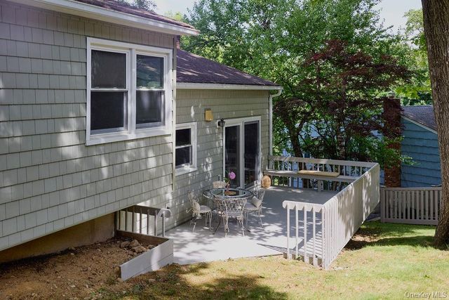 72 Hickory Hill Drive, Dobbs Ferry, NY 10522