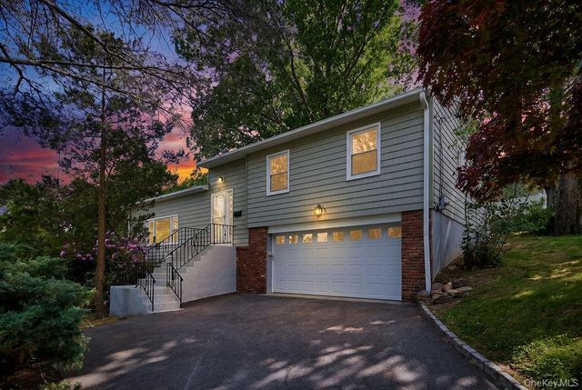 72 Hickory Hill Drive, Dobbs Ferry, NY 10522