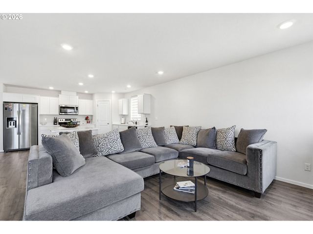 2018 Nw 14TH Way, Battle Ground, WA 98604