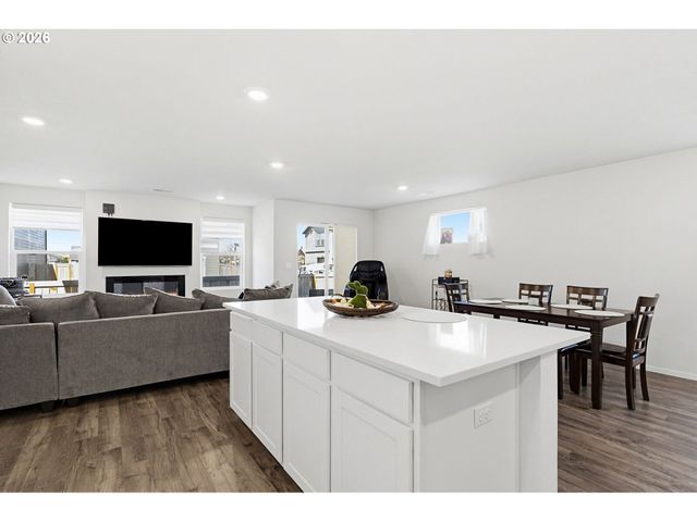 2018 Nw 14TH Way, Battle Ground, WA 98604