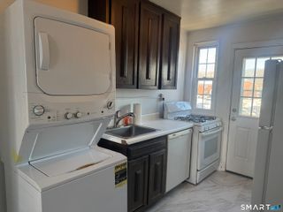 186 Louisiana Avenue D, Bridgeport, CT 06610