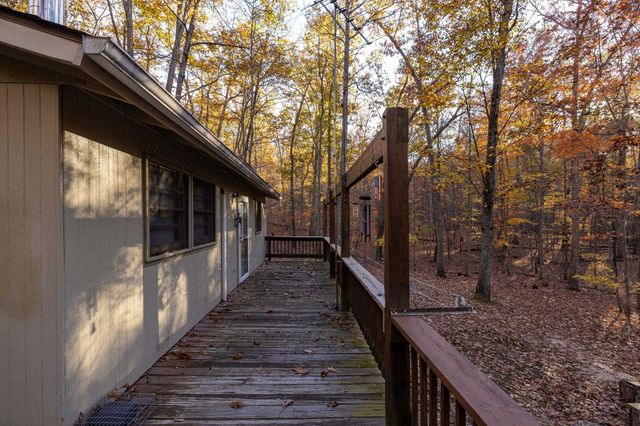 335 WILDWOOD LN, Shenandoah, VA 22849