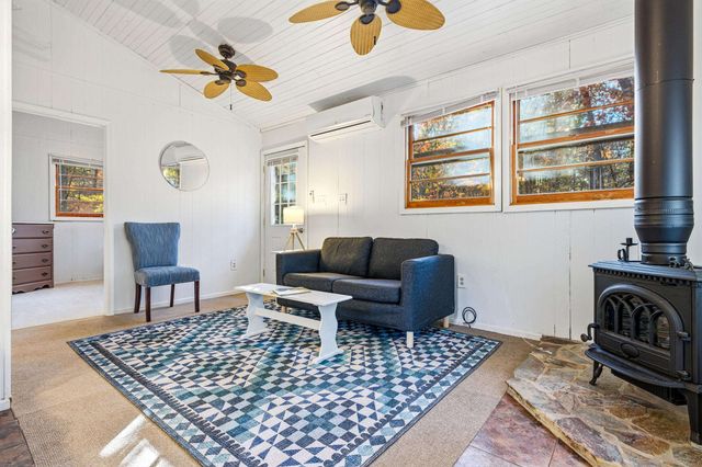 335 WILDWOOD LN, Shenandoah, VA 22849