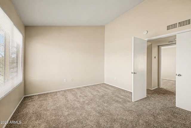 2415 W GREENWAY Road 3, Phoenix, AZ 85023