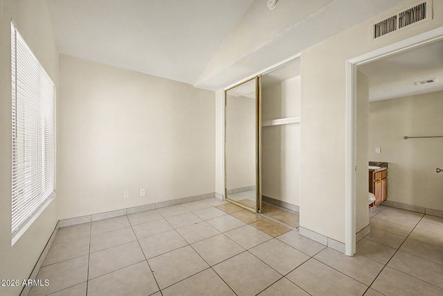 2415 W GREENWAY Road 3, Phoenix, AZ 85023