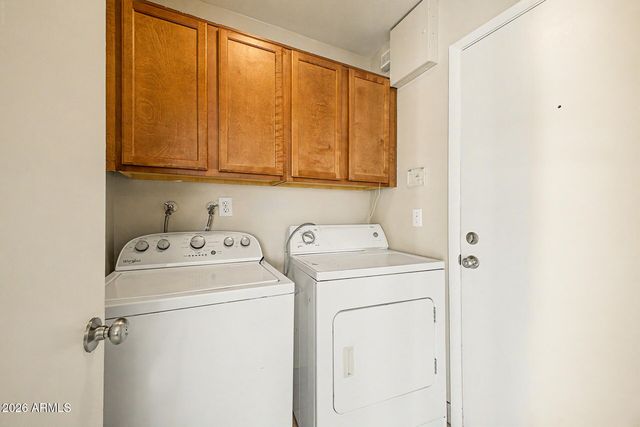 2415 W GREENWAY Road 3, Phoenix, AZ 85023