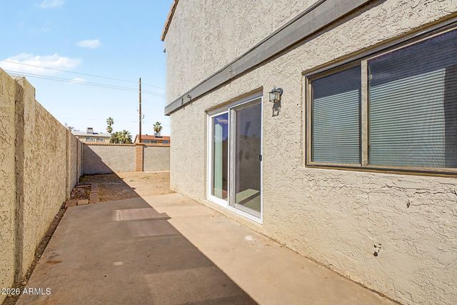 2415 W GREENWAY Road 3, Phoenix, AZ 85023