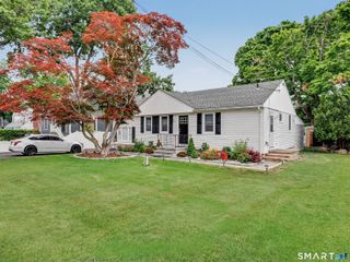 342 Weed Avenue, Stamford, CT 06902