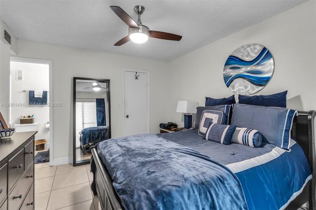 10680 SW 155th Pl 1405, Miami, FL 33196