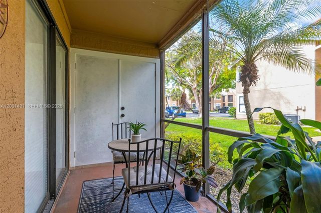 10680 SW 155th Pl 1405, Miami, FL 33196